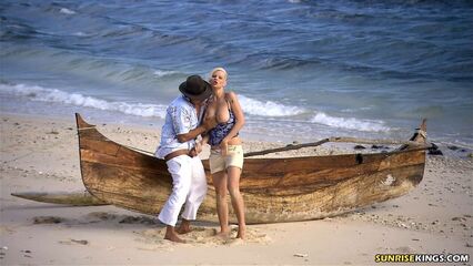 Шлюхи Карибов (порно фильмы с русским переводом)