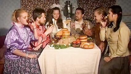 Бабушкины сказки. Колобок - русский порно фильм