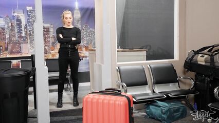 Ледибой Эмма Роуз и Дейзи Тейлор: Трахни меня в жопу!