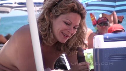 Групповые порно оргии нудистов на пляже: Секс в дюнах 1