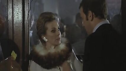 Тинто Брасс: Запыхавшись (1967) с русским переводом