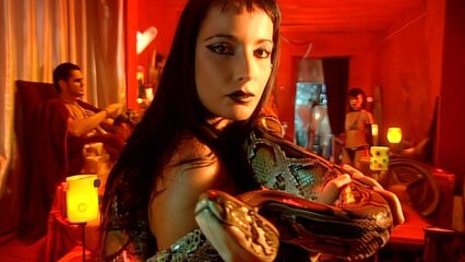 Фауст: Энергия секса — порно фильм с русским переводом