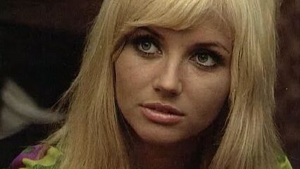 Робинзон и его дикие рабыни - немецкий эротический фильм