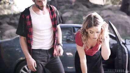 Бей или беги | Fight Or Flight, порно с русским переводом